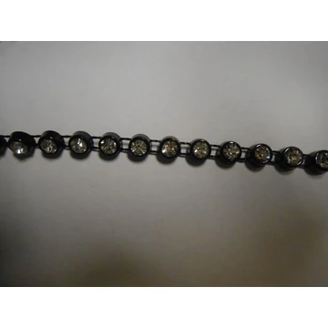 Strasszkő, 4 mm-es kövekkel