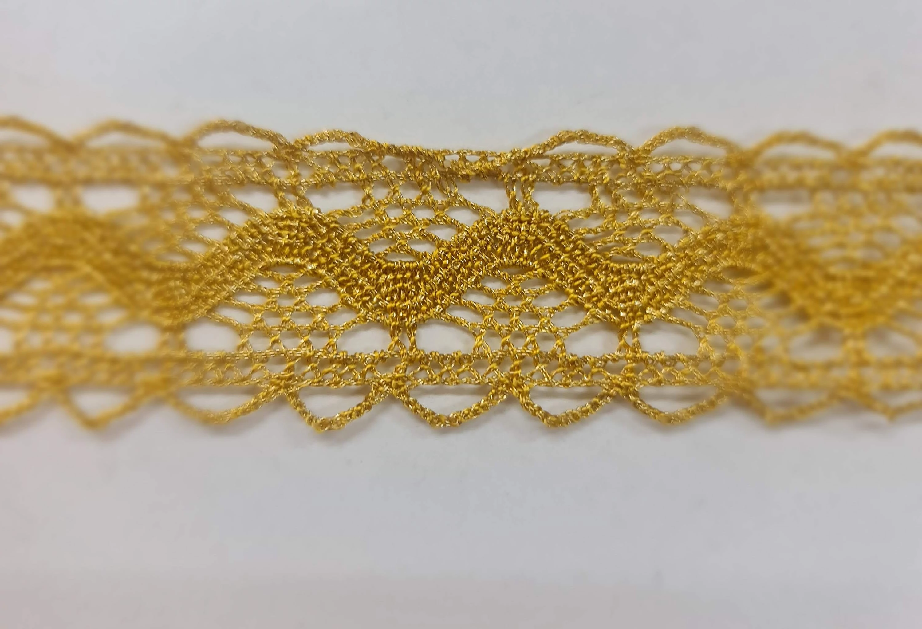 Arany csipke lurex 25 mm-es