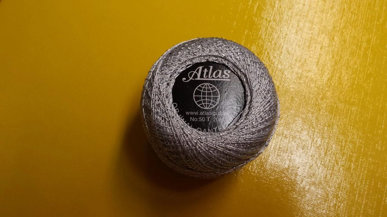 Atlas lurex horgolócérna, több színben (doboz)