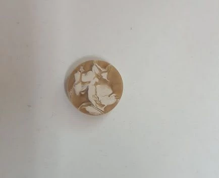 Gomb batikolt mintával 22mm-es több szín