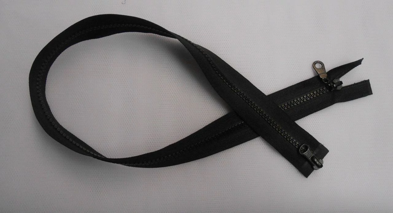 P6 kétkocsis bontható cipzár, 115 cm