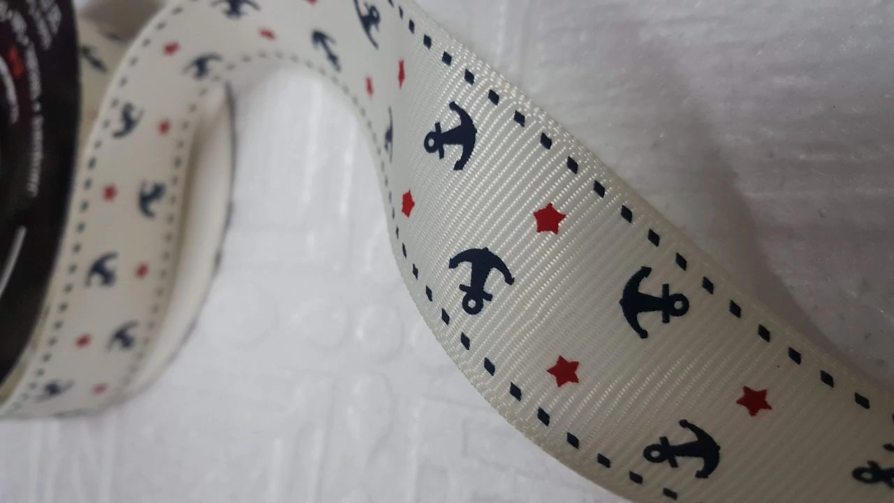 Ripsz szalag horgony mintás vaj színű