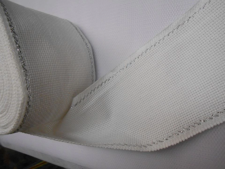 Keresztszemes hímző alap, 80mm (ezüst szegélyes)
